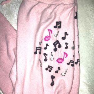 NWOT California Kisses Lounge